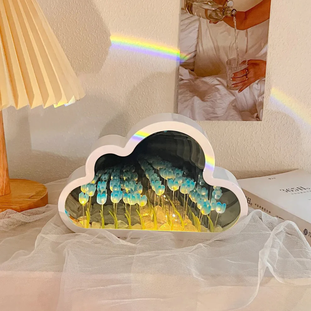 Twilight Tulip Lamp