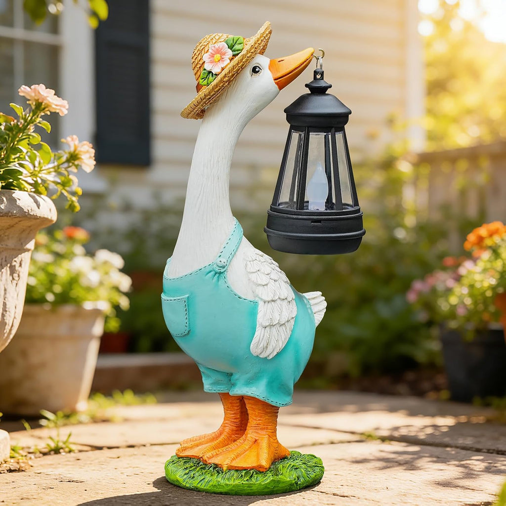 Solar Garden Outdoor Statues Goose, Goose Outdoor Lawn and Garden Statue, Lawn Decor Statue for Patio, Balcony, Yard Ornament - Gifts for Mom Grandma Women
