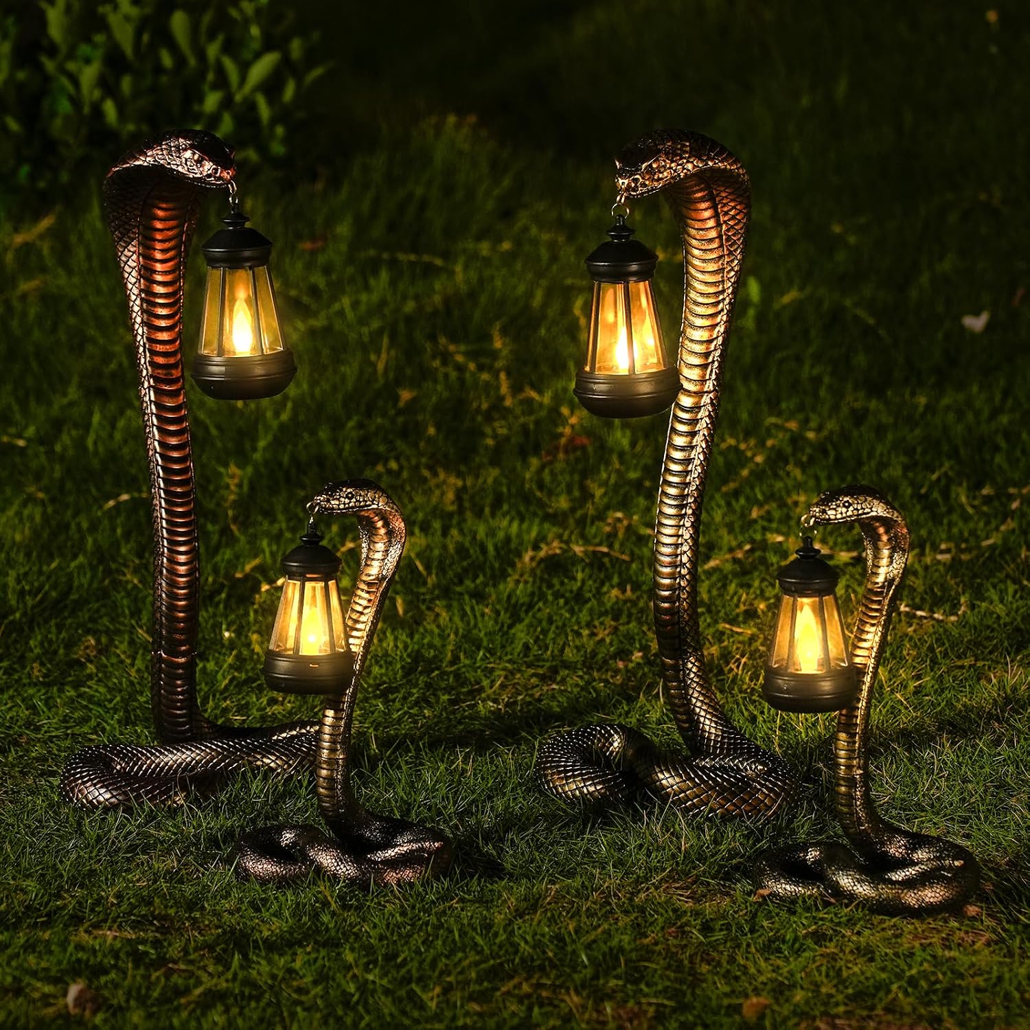 Solar Garden Outdoor Statues Snake with Solar Lights Outdoor Chrismtas Decorations - Lawn Decor Snake Statue for Patio, Balcony, Yard Ornament - Unique Housewarming Gifts (Bronze Colored)