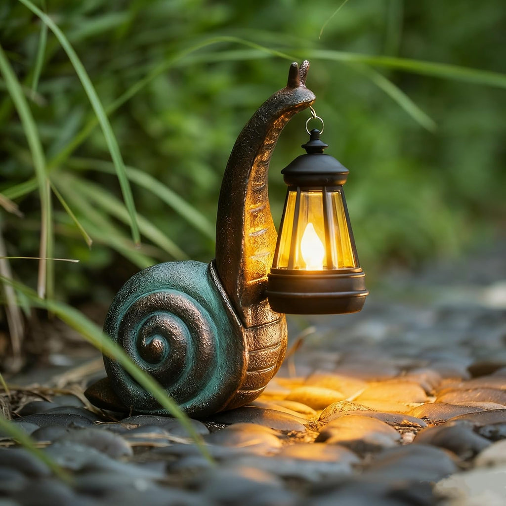 Solar Garden Snail Statue,Lawn Decor Statue for Patio, Balcony, Yard Ornament - Mothers Day Gifts for Mom Grandma Women