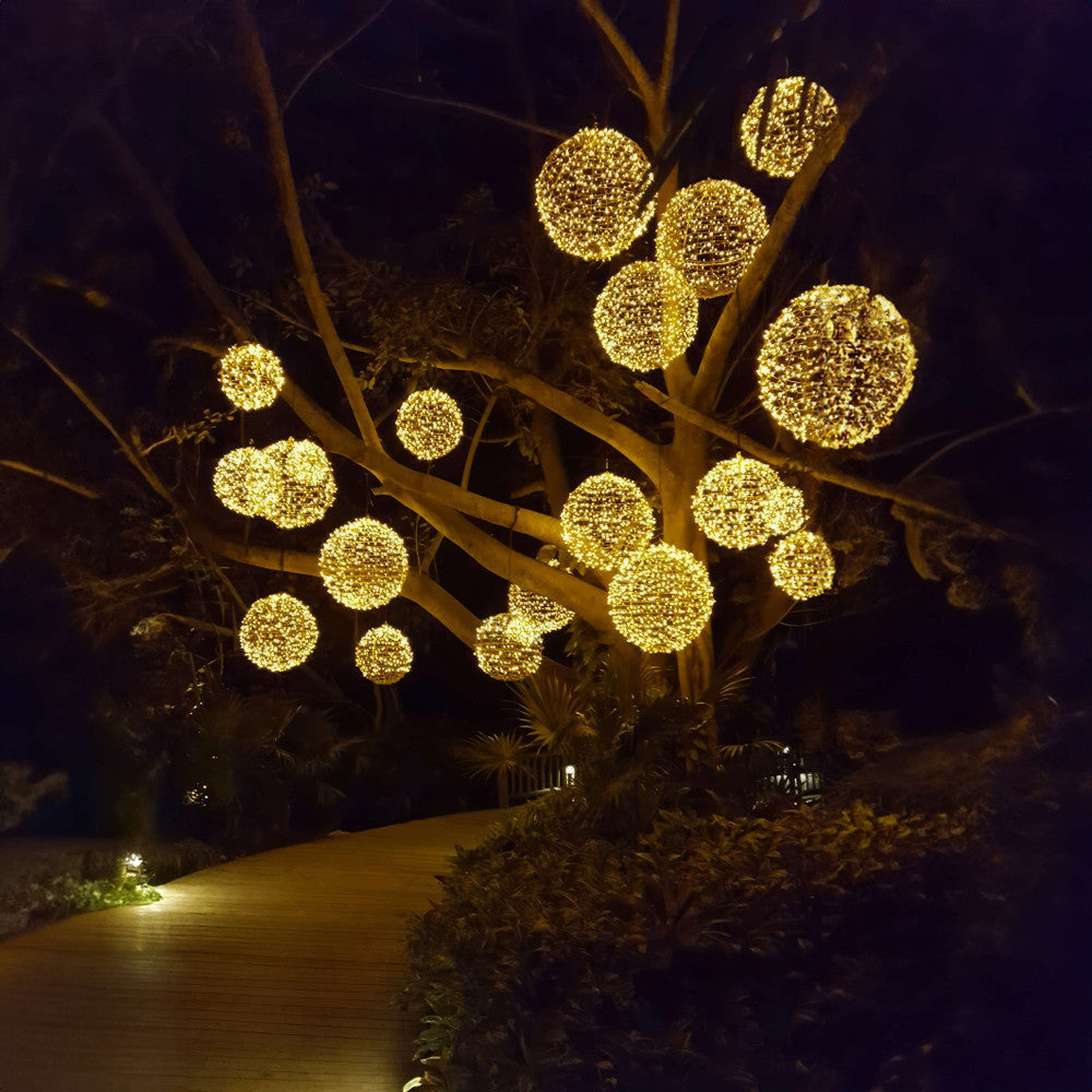 Golden Glimmer Ball