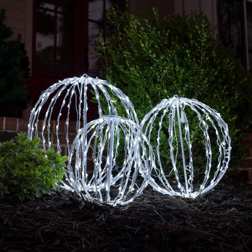 Golden Glimmer Ball
