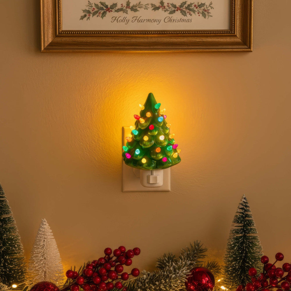 Holly Harmony Night Light